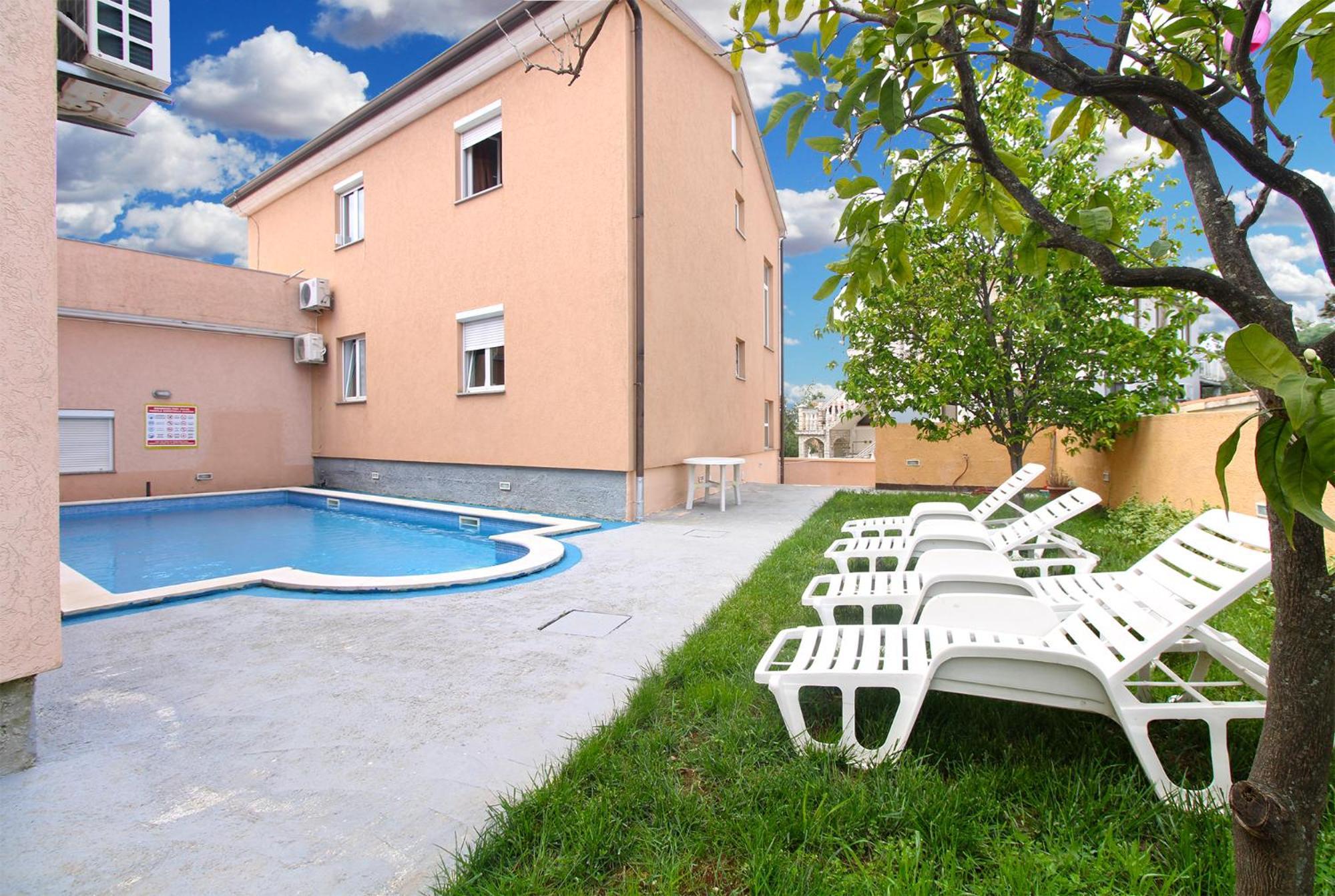 Apartments Edin 1359 Peroj Kültér fotó