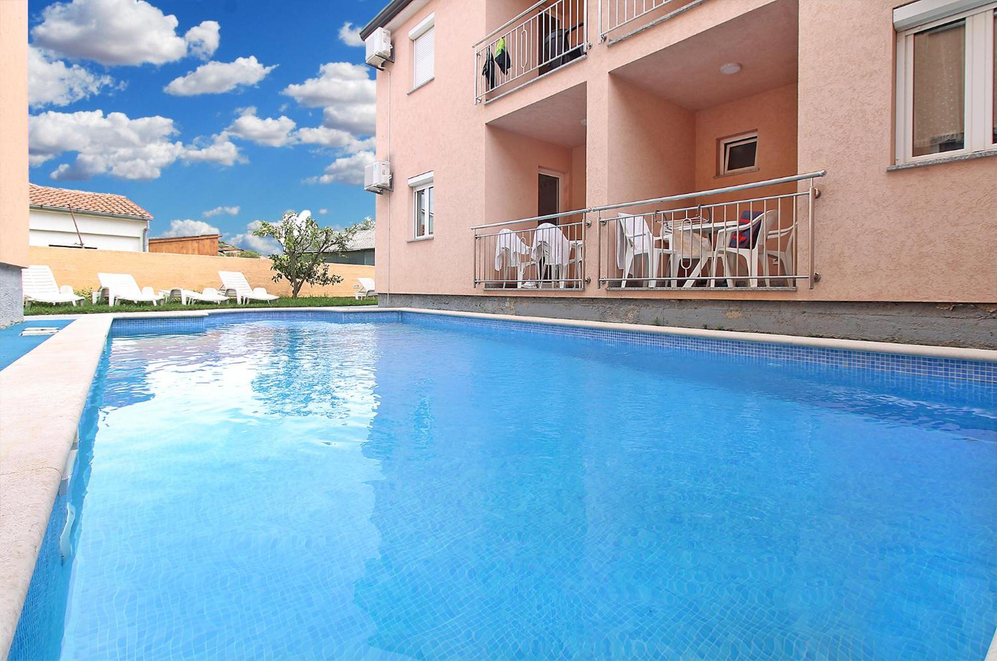 Apartments Edin 1359 Peroj Kültér fotó