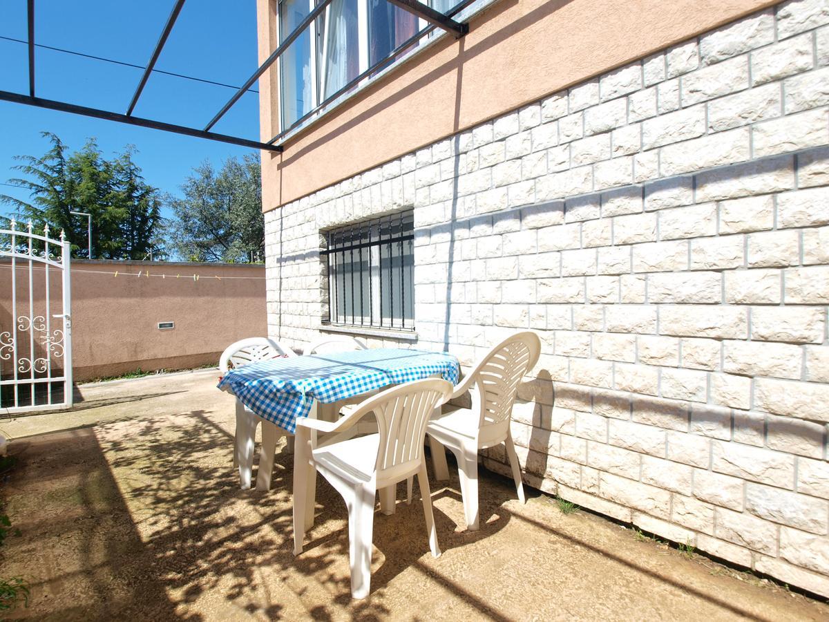 Apartments Edin 1359 Peroj Kültér fotó