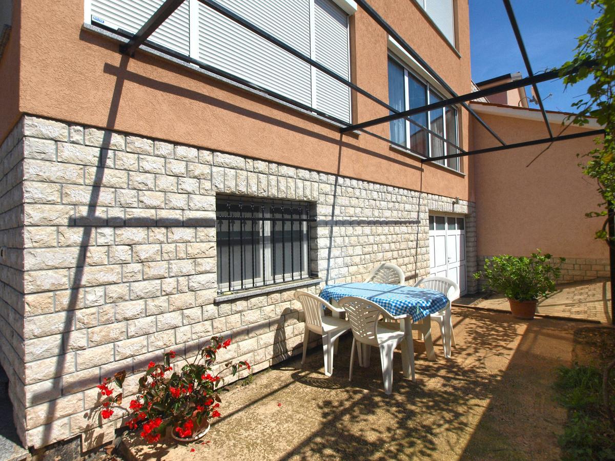Apartments Edin 1359 Peroj Kültér fotó
