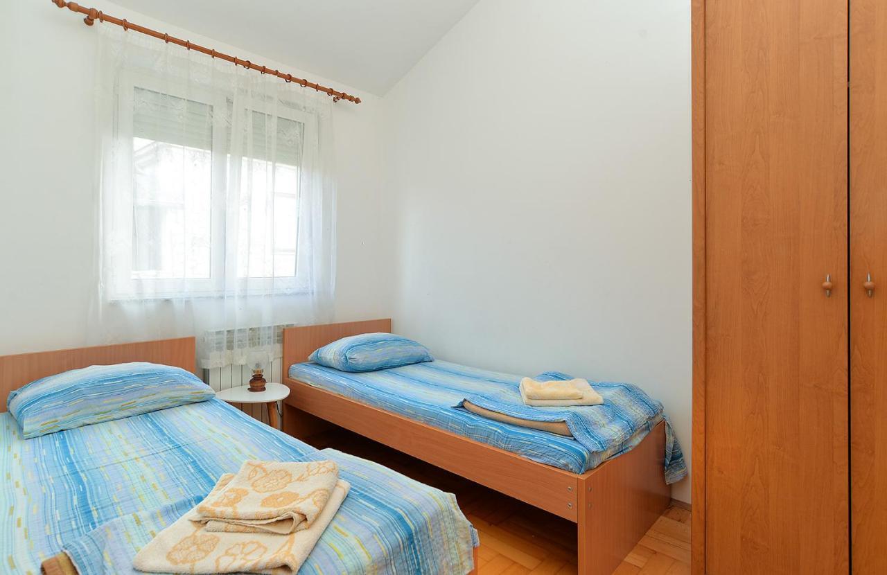 Apartments Edin 1359 Peroj Kültér fotó