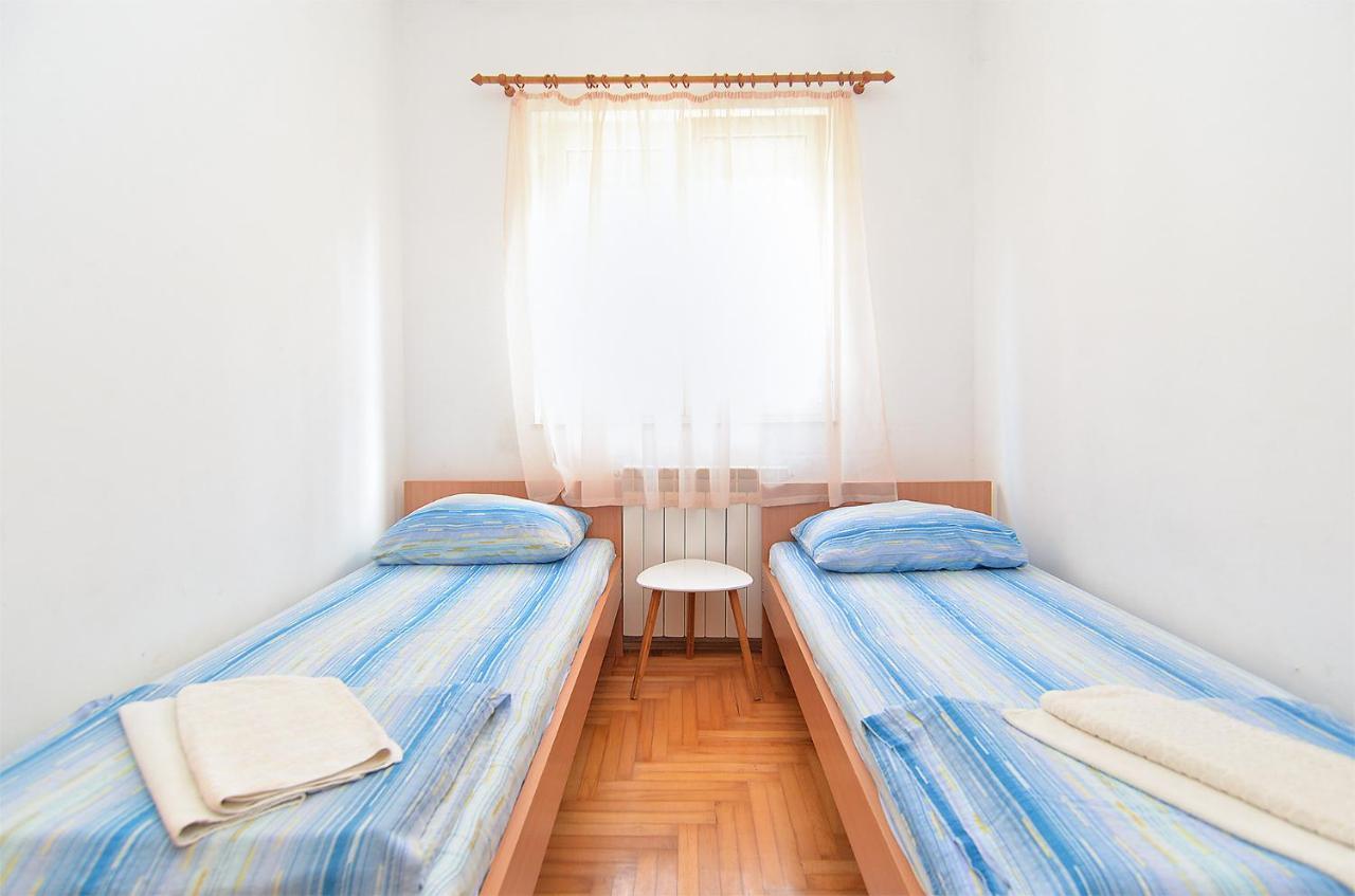 Apartments Edin 1359 Peroj Kültér fotó